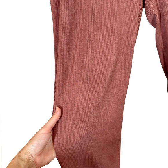 Vuori Lux At Ease Harem Pants in Hazelnut Heather PLEASE READ - Picture 7 of 14